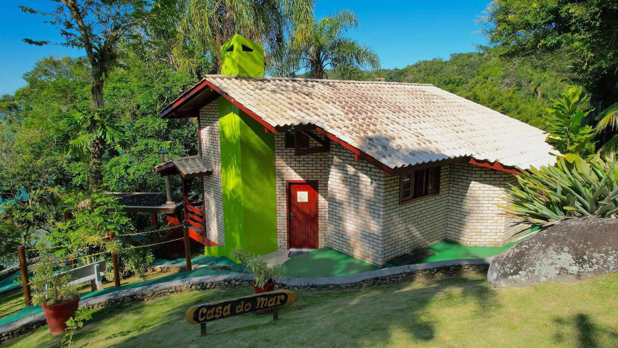 Jardim Praia do Estaleiro - Bangalô Casa das Palmeiras Porto Belo Extérieur photo