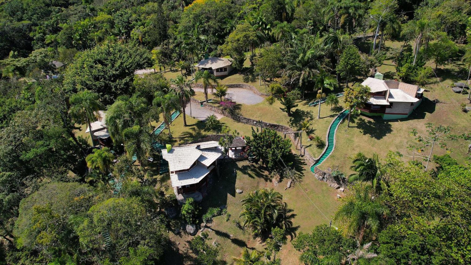 Jardim Praia do Estaleiro - Bangalô Casa das Palmeiras Porto Belo Extérieur photo