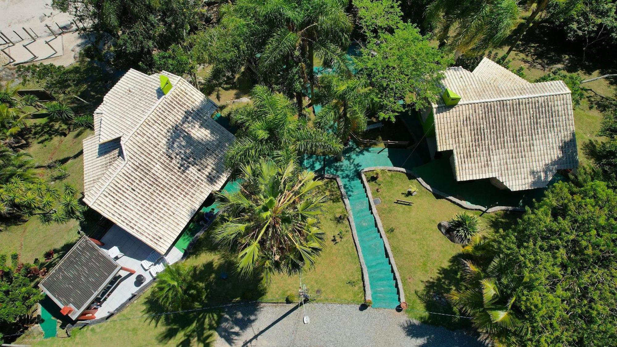 Jardim Praia do Estaleiro - Bangalô Casa das Palmeiras Porto Belo Extérieur photo